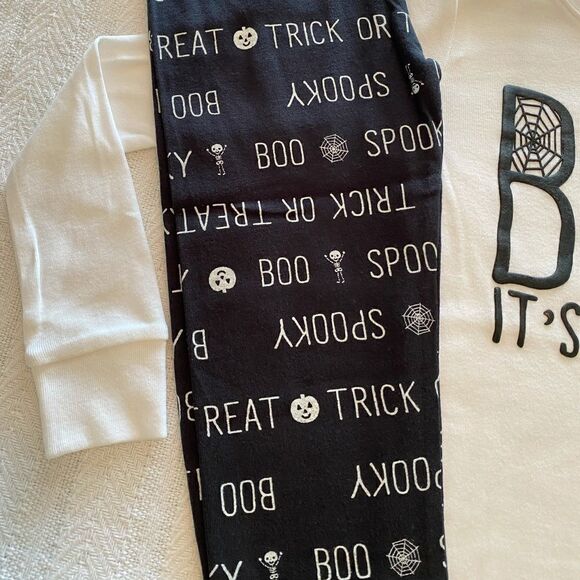 Carter's Boys Boo It's Bedtime Glow in The Dark PJ - Picture 4 of 8